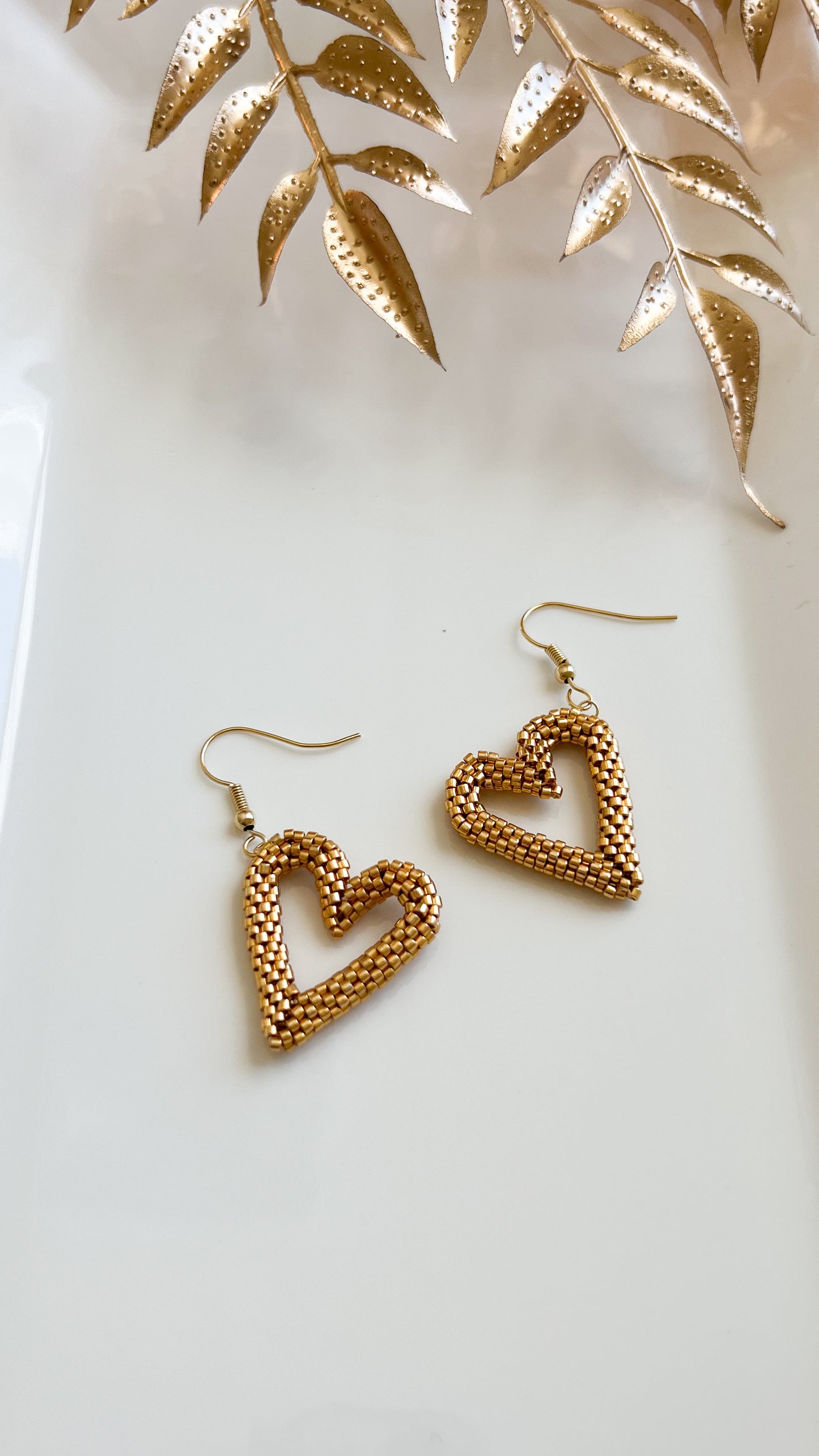 Miyuki 3d Heart Earrings