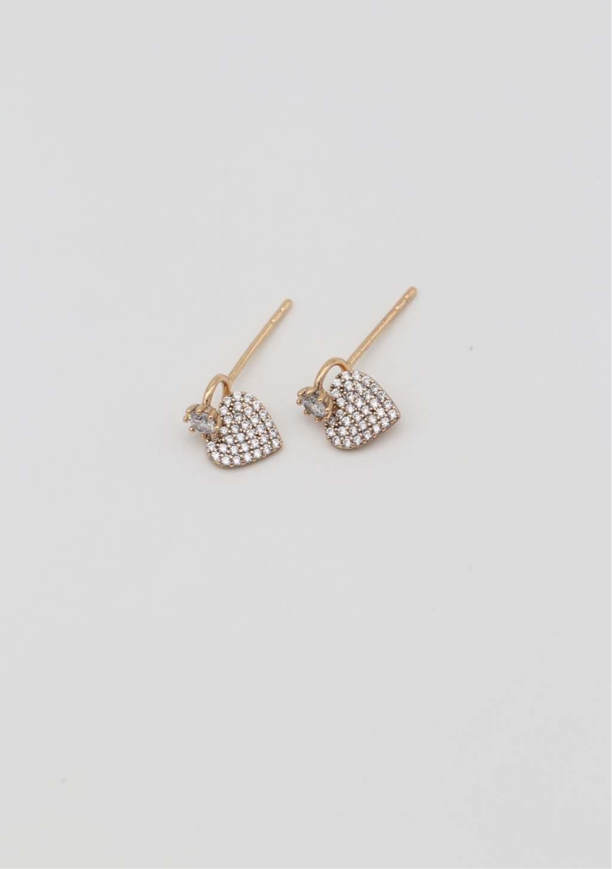 Stilla Heart Stud Earrings