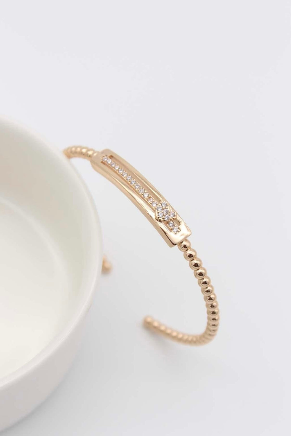 Heart Detail Bangle